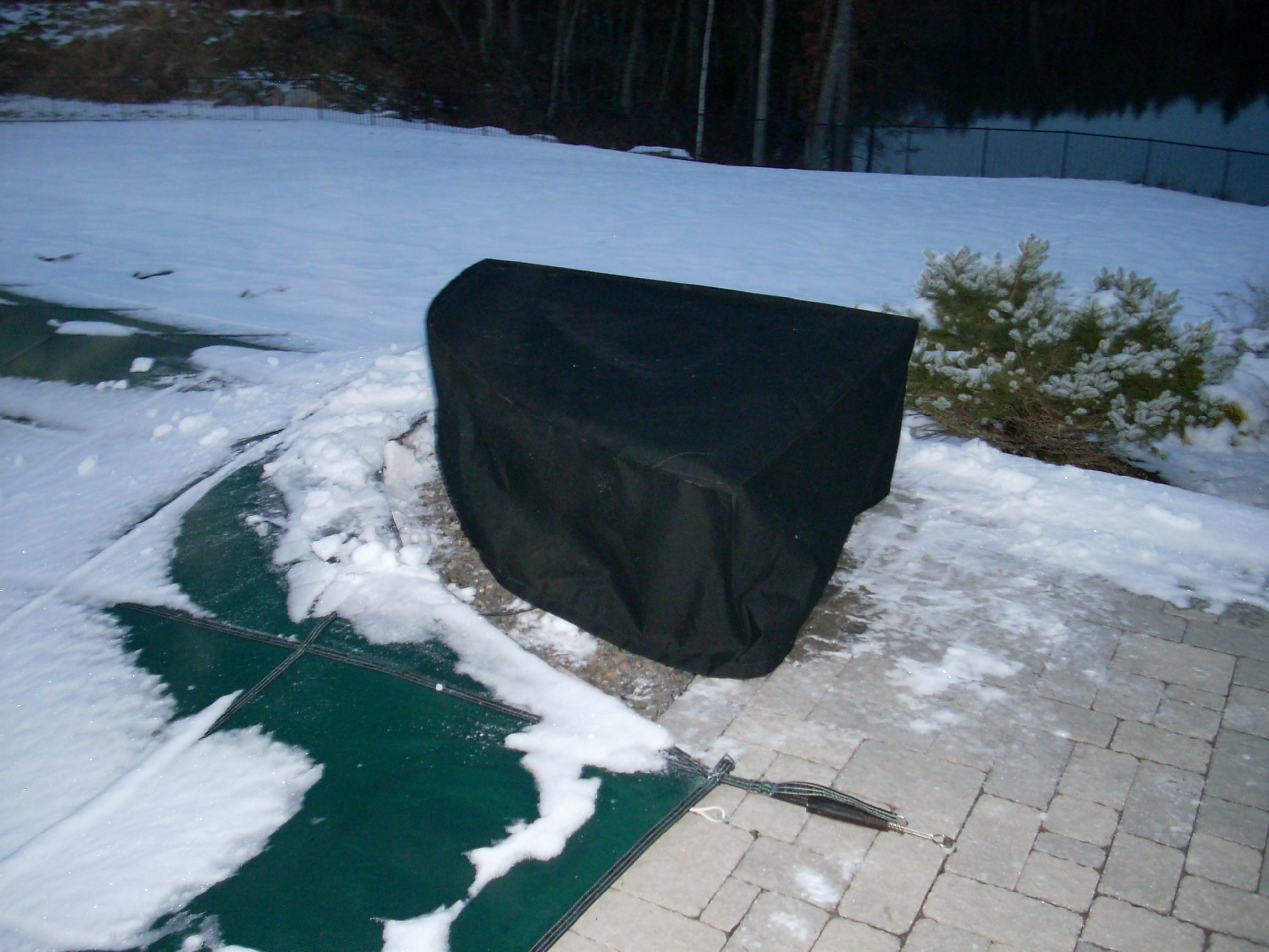 custom designed and fitted firepit cover